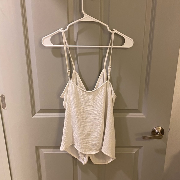 White tank top - Picture 3 of 3